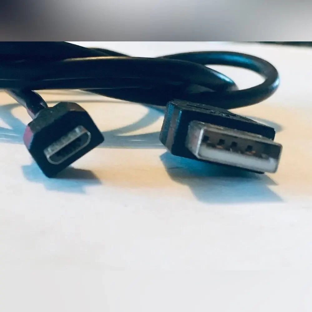 OEM HTC USB Travel Charger Adapter w/ Micro USB cable
